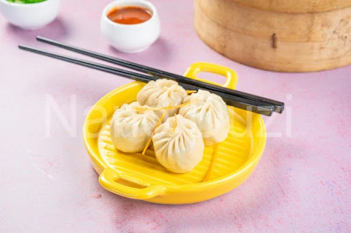 Veg Momo (4 Pcs)