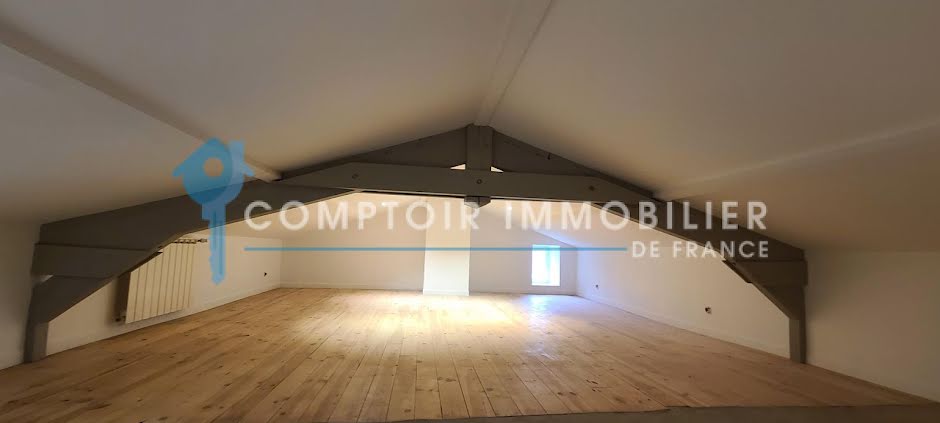 Location  duplex 4 pièces 162 m² à Estadens (31160), 890 €