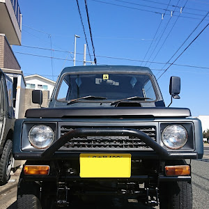 ジムニー JA11V