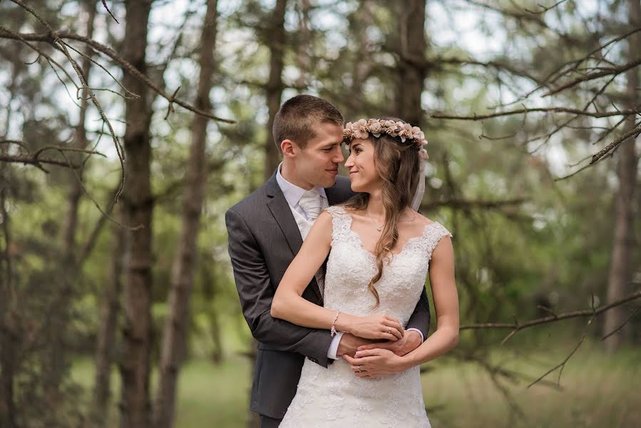 Fotografo di matrimoni Brigi Szentgyörgyi (szentgyorgyi). Foto del 3 marzo 2019