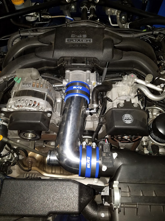 BRZのBLITZ・DIY・吸排気に関するカスタム事例の投稿画像1枚目