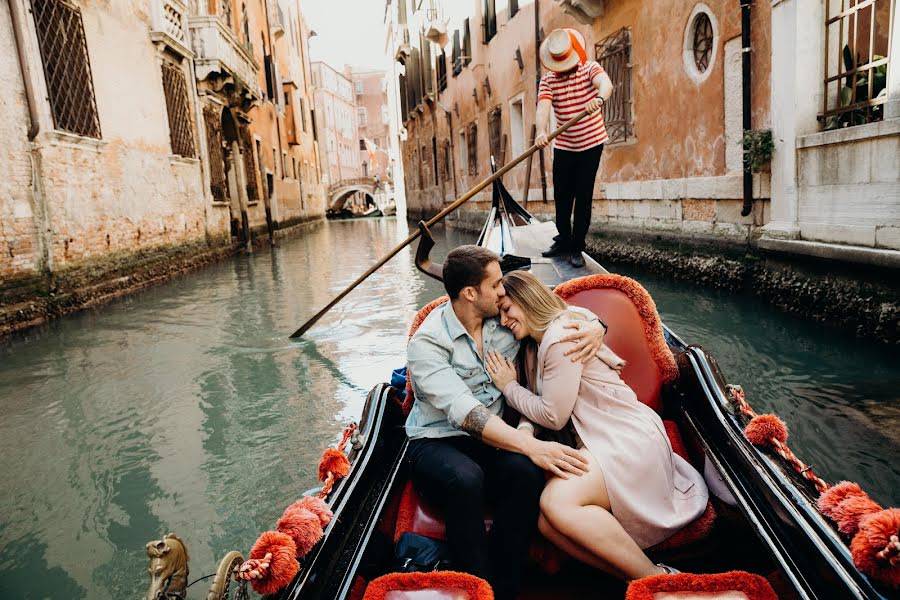 Fotografo di matrimoni Daniil Onichev (onichev). Foto del 6 aprile 2019