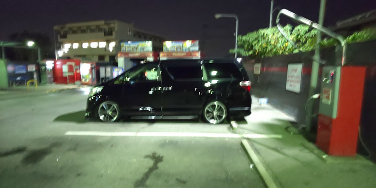 アルファードの車高調整・洗車に関するカスタム事例の投稿画像6枚目