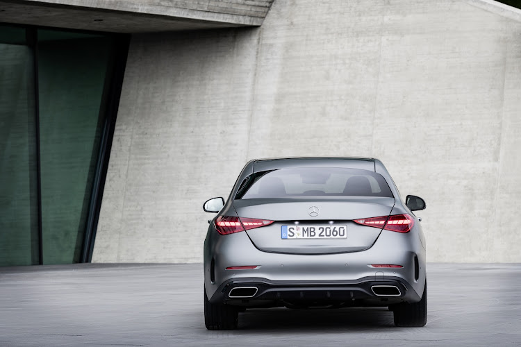 The C300e plug-in hybrid will offer a maximum electric driving range of 100km.