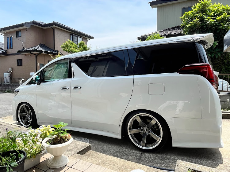 アルファードの洗車に関するカスタム事例の投稿画像1枚目