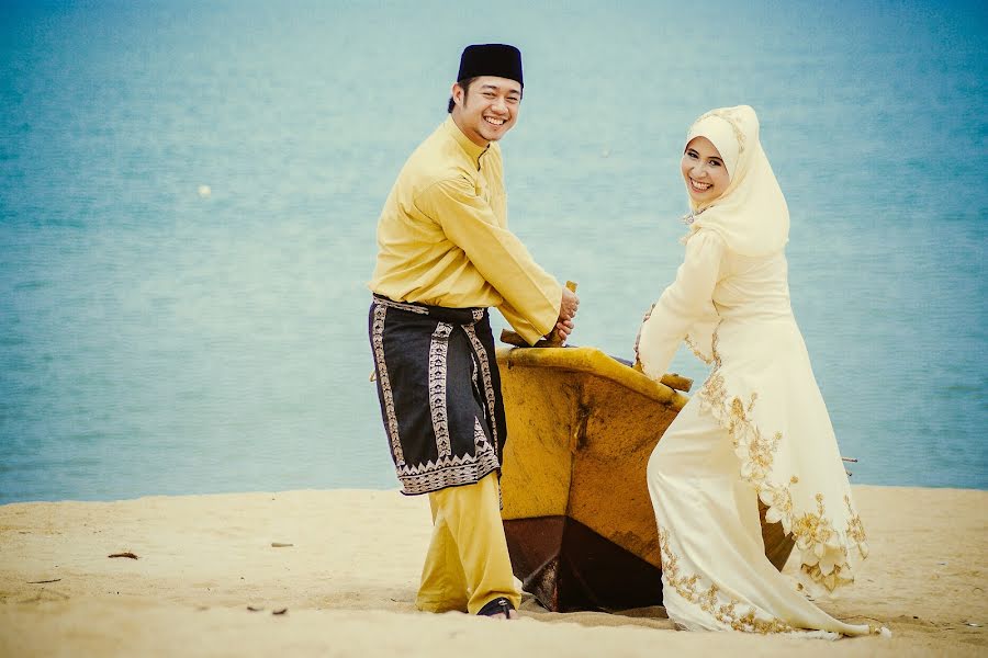 Fotografo di matrimoni Mohd Syazwan Md Rodzi (qasihlegion). Foto del 24 febbraio 2014