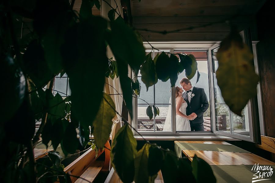 Wedding photographer Mikhail Zykov (22-19). Photo of 31 October 2016