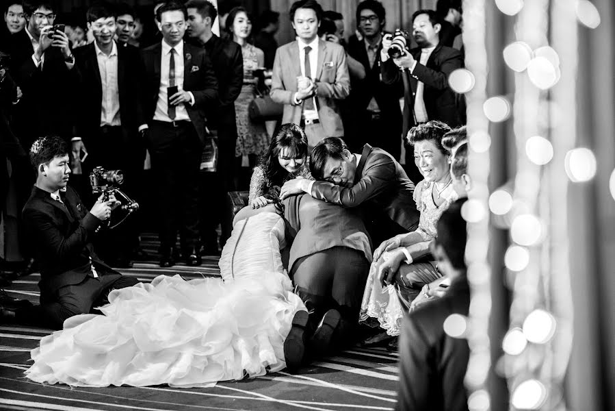 Fotógrafo de casamento Somporn Avirutcheevin (fotobypaul). Foto de 14 de setembro 2016