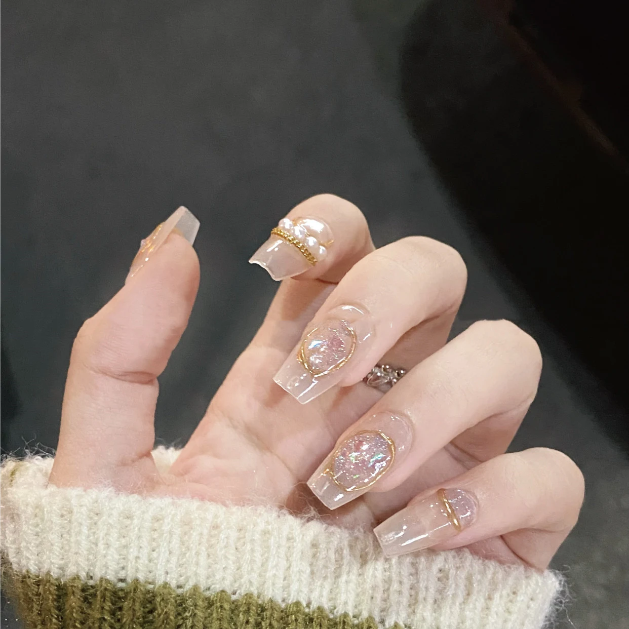 Title 2, Vernis à ongles Oil Paint Moonlight Gentle Shor...