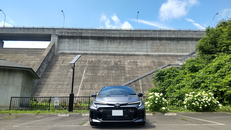 GRカローラの７月もよろしくお願いいたします・ドライブ・熱中症に注意に関するカスタム事例の投稿画像3枚目