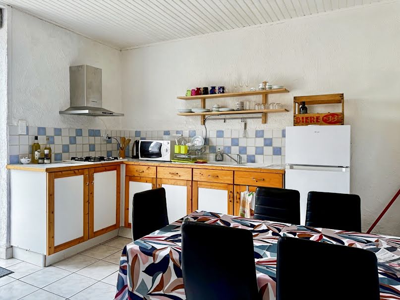 Vente appartement 2 pièces 53 m² à Vals-les-Bains (07600), 90 000 €