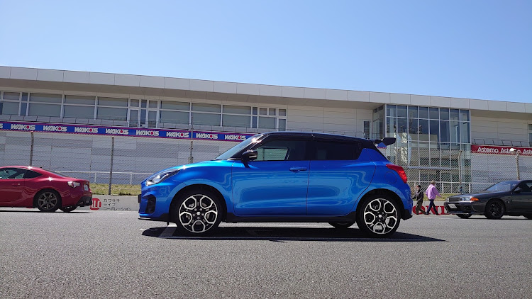 スイフトスポーツのオートポリス・オートポリス体験走行・モンスタースポーツ・コンプリートカー・阿蘇ドライブに関するカスタム事例の投稿画像4枚目