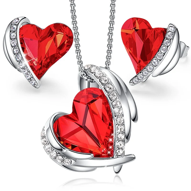 Engel Halsketting en Oorstekers met Kristal. Eenvoudige Sieradenset voor Elke Gelegenheid. De perfecte sieraden set om je outfit compleet te maken.