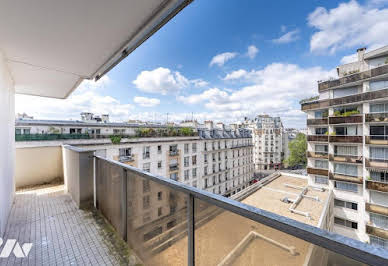 Apartment with terrace 1