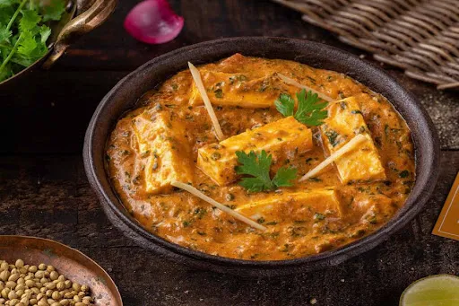 Cheesy Paneer Lababdar