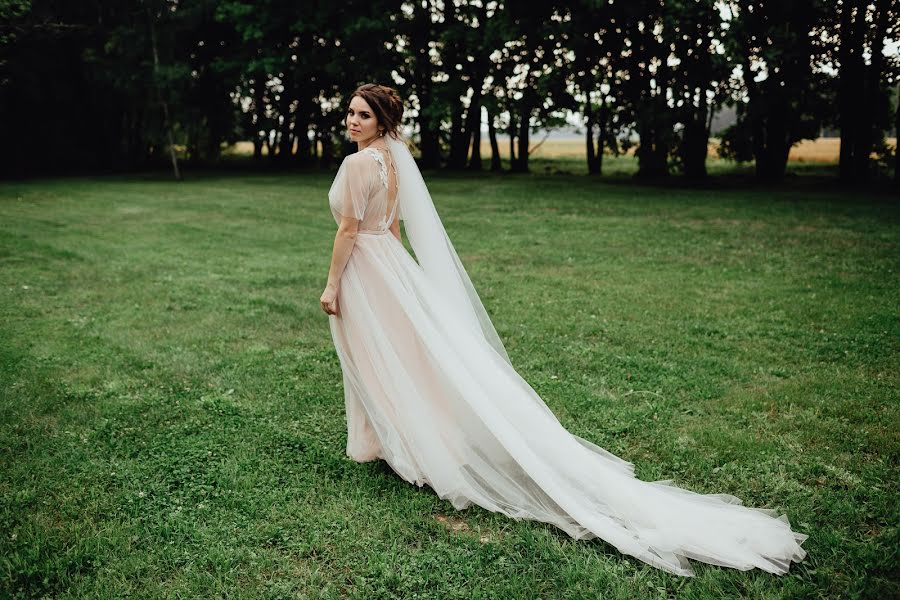 Fotógrafo de casamento Aleksandr Sakharchuk (saharchuk). Foto de 12 de novembro 2018