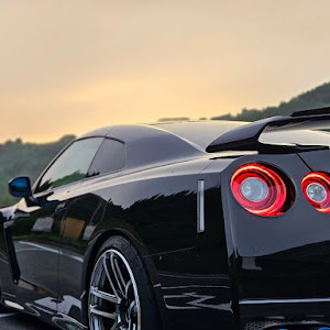 NISSAN GT-R R35