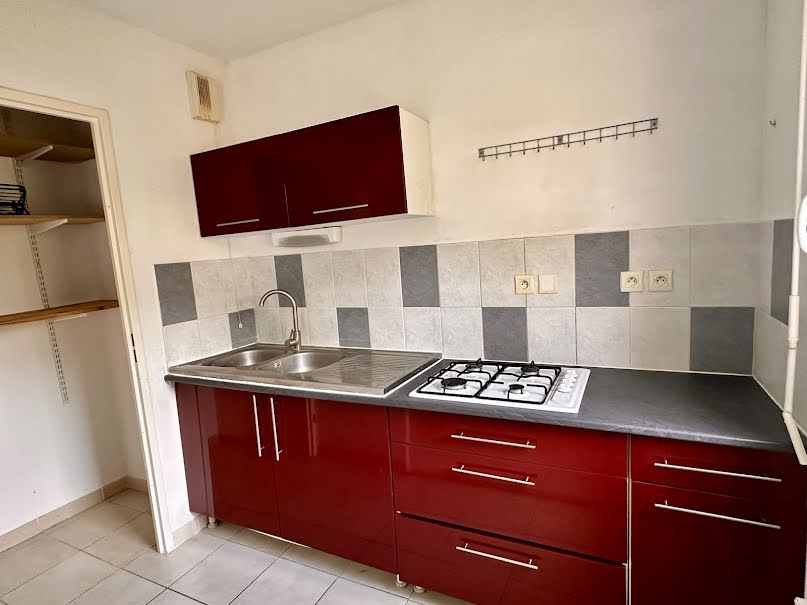 Vente appartement 3 pièces 55.68 m² à Pont-Saint-Esprit (30130), 107 000 €