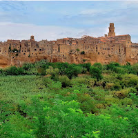 Il Borgo di Tufo. di 