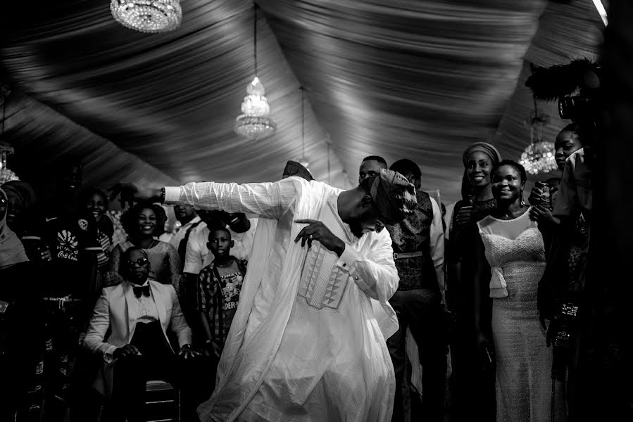 Hochzeitsfotograf Abiola Balogun (dohdohndawa). Foto vom 31. Dezember 2017