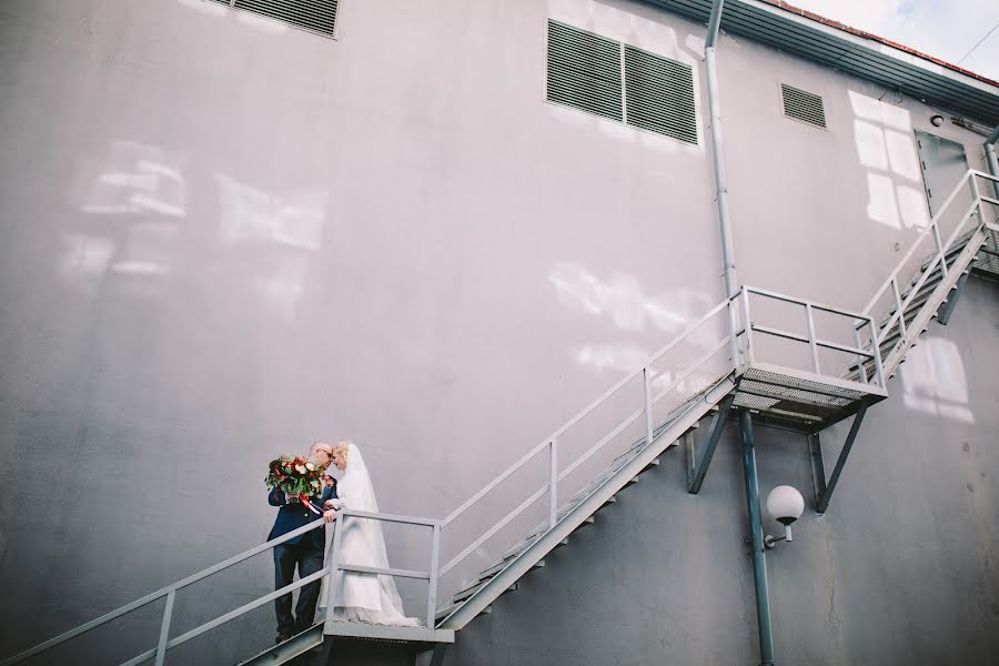 Fotógrafo de bodas Marina Perova (milkandhoney). Foto del 9 de octubre 2017