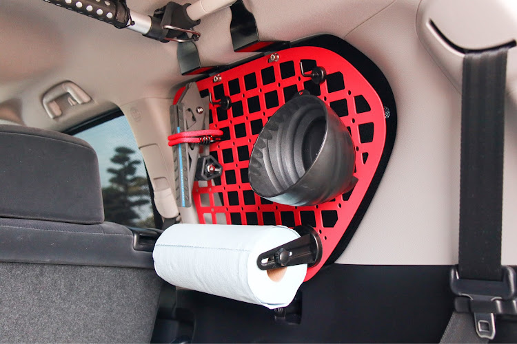 ランドクルーザープラドのインナーメッシュラック・プラド150後期・DIY・車中泊に関するカスタム事例の投稿画像3枚目