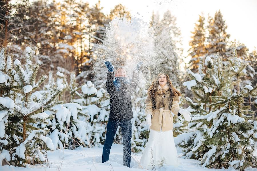 婚礼摄影师Vitaliy Antonov（vitaly）。2016 12月16日的照片