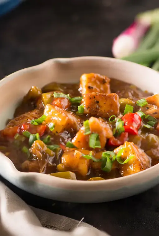 Chilly Paneer Gravy With Fried Rice