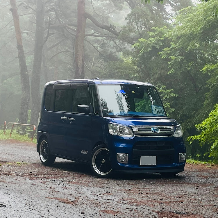 タントの休日のひとコマ・la610s後期・カジュアルタント・ピックアップに一度でも載ってみたい・ずぶ濡れの愛車に関するカスタム事例の投稿画像2枚目