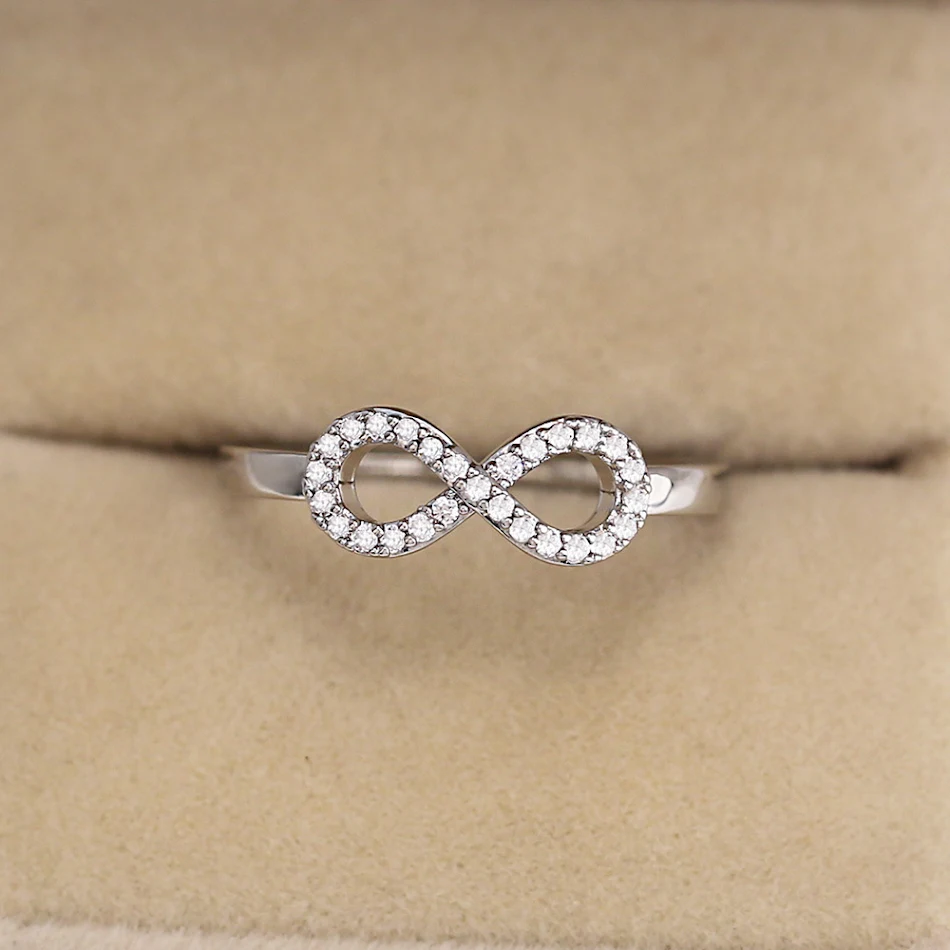 Simple Infinite 8-word Diamond Ring with Inlaid Zircon – a timeless symbol of love, elegance, and infinity, perfect as a