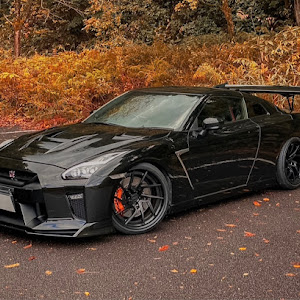 NISSAN GT-R R35