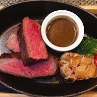 艾朋牛排餐酒館 À POINT STEAK & BAR