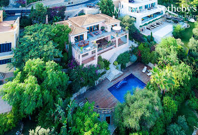 House with pool and garden 3