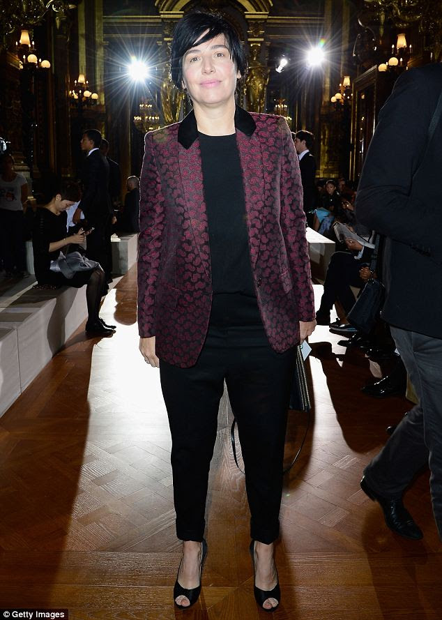 Classic look: Texas singer Sharleen Spiteri wears a chic purple blazer at the Stella McCartney show 