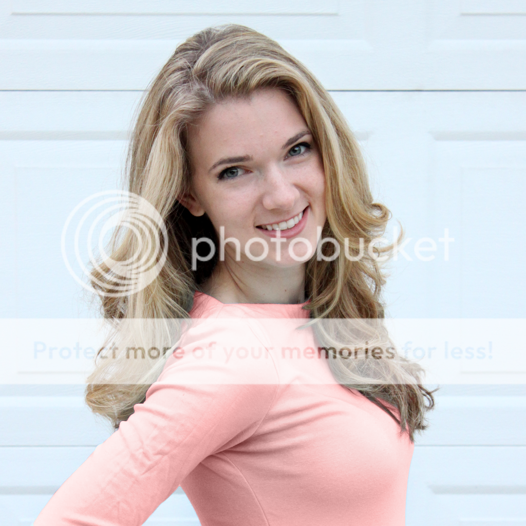  photo Blushed_Headshot_1.png
