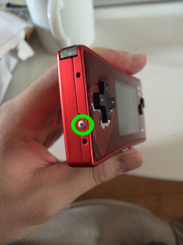 簡単 ゲームボーイミクロの電源バッテリー交換をする方法 ニュース得々情報局