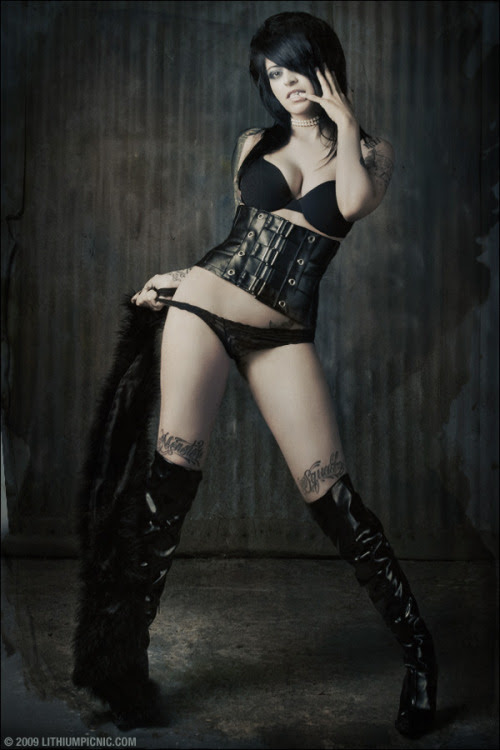 tattoed girl