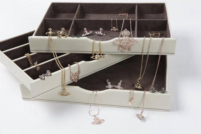 Vivienne Westwood at Masdings.com