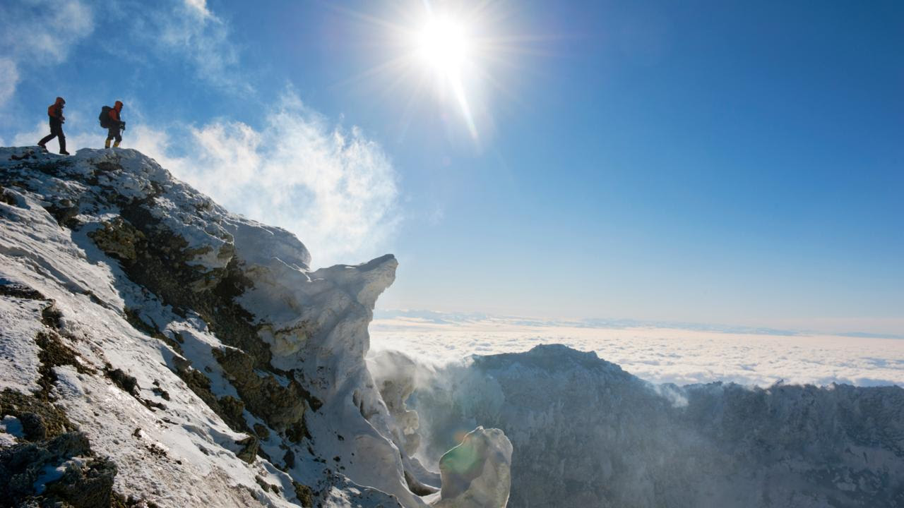 Mount Erebus, Antarctica, volcano, cave (Credit: Carsten Peter/National Geographic Stock)