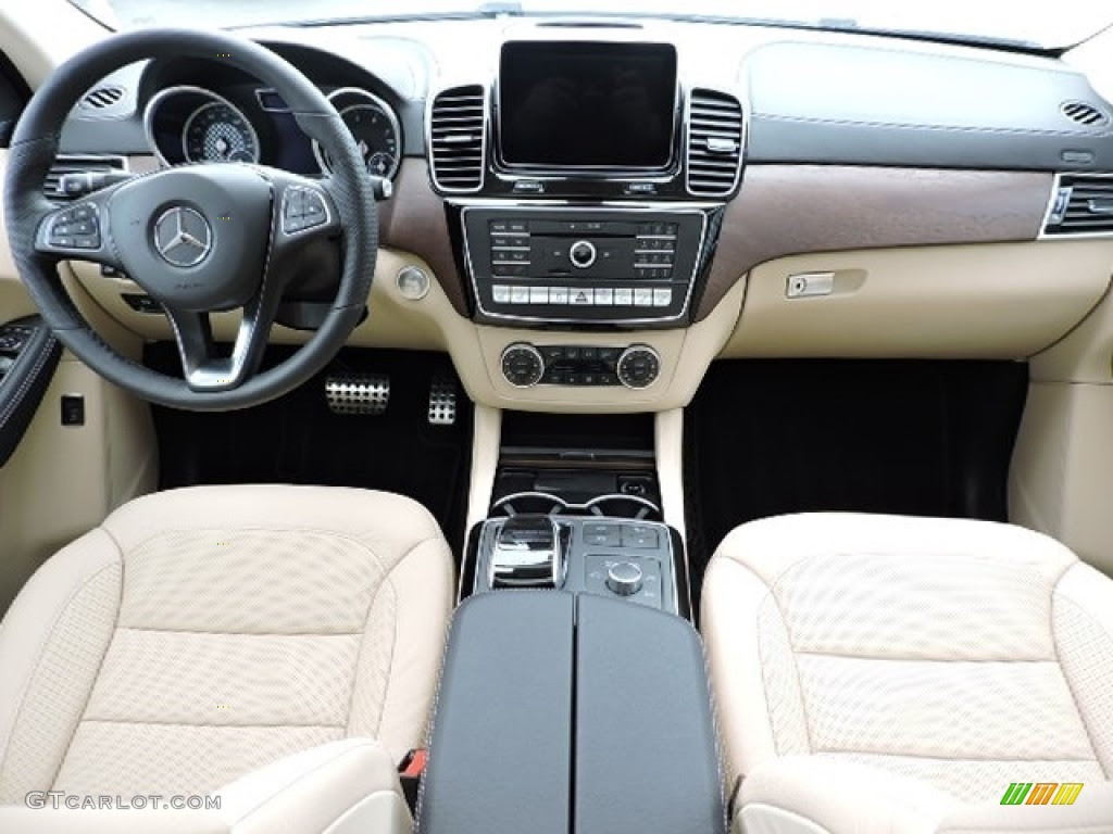 16 Polar White Mercedes Benz Gle 450 Amg 4matic Coupe Photo 10 Gtcarlot Com Car Color Galleries