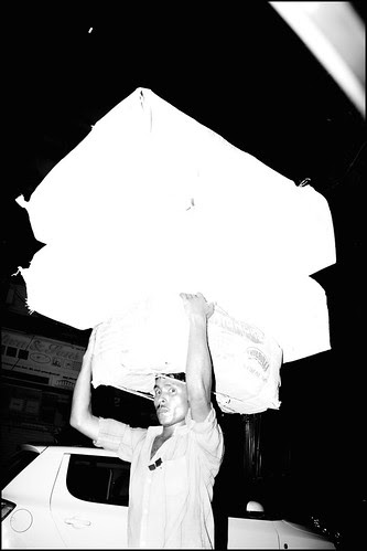 The North Indian Bhaiyya ..Work is Worship by firoze shakir photographerno1