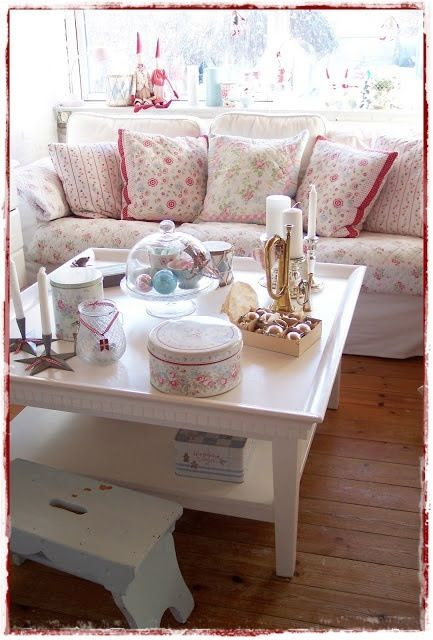 Shabby chic living room