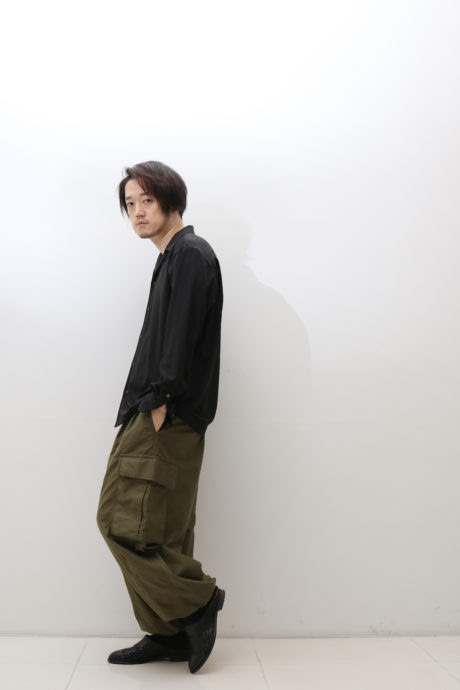 渾身の一作 誰でもカッコよく履きこなせるmbワイドカーゴパンツが発売 最も早くオシャレになる方法 現役メンズファッションバイヤーが伝える洋服の 知り方 Knower Mag