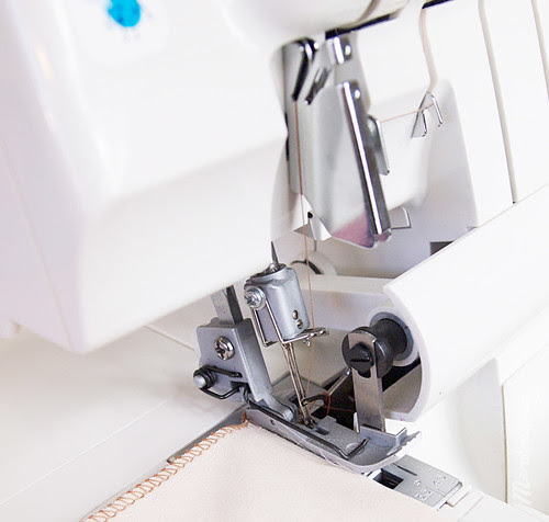marchewkowa, szafiarka, opinia, ocena, Silvercrest Overlock Machine, SON 90 A1, owerlok, Lidl, maszyna, szycie, krawiectwo, obrzucanie brzegów, zapasów, szwy, ściegi