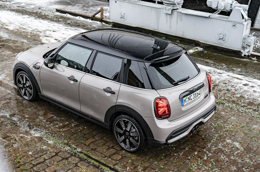 ミニクーパー 現行モデルの新車価格一覧 Mini Cooper Sketch