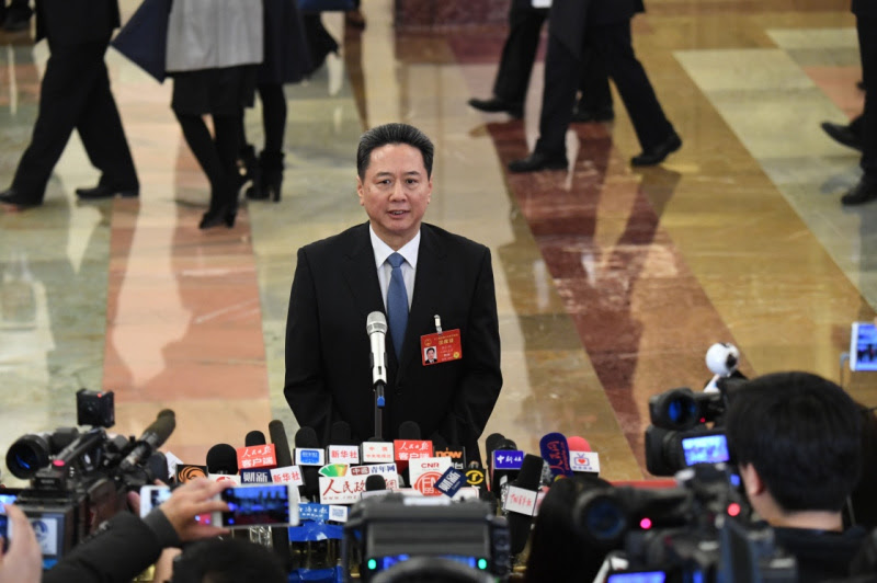 交通运输部部长李小鹏 征收拥堵费需形成共识依法实施 滚动新闻 中国政府网