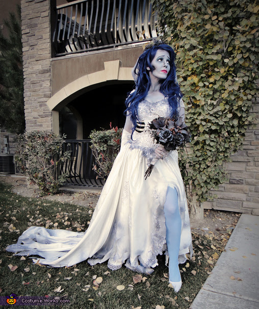 How to Make Corpse Bride Halloween Costume