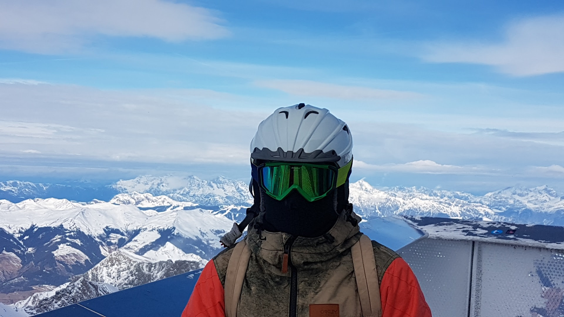 男女別おすすめのスノボヘルメット ジュニア商品やステッカーも紹介 Xadventure