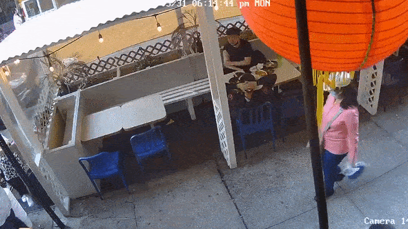 FOX NEWS: NYC woman, 55, brutally punched in the face, knocked unconscious in Chinatown
https://ift.tt/3cpMMc7