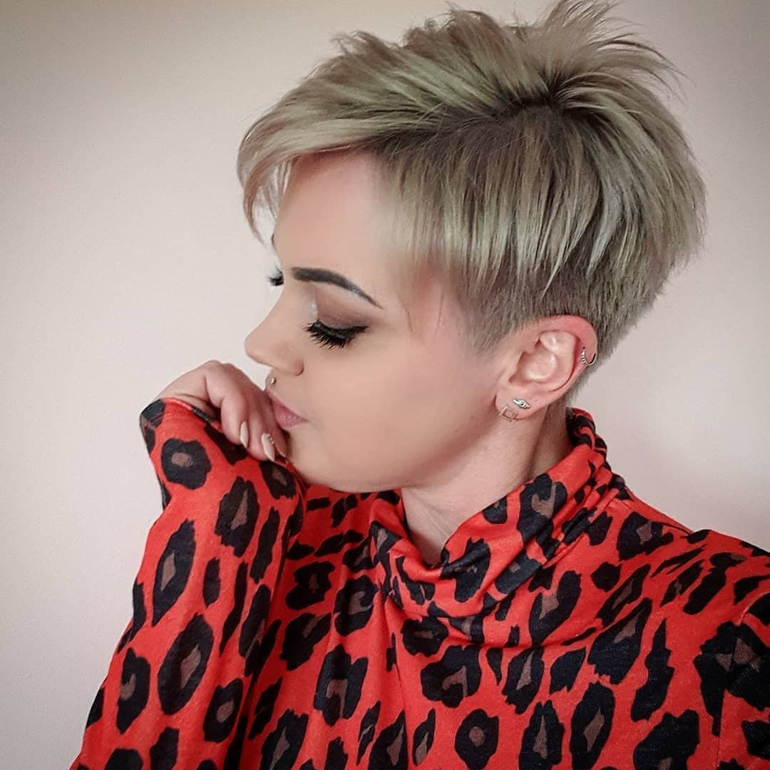 10 Simple Pixie Haircuts for Straight Hair | Women ...